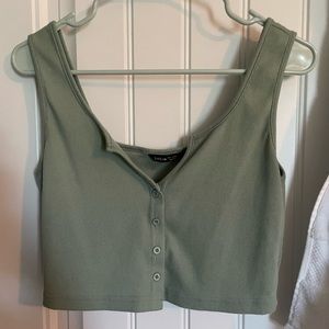 Mint green cropped tank!